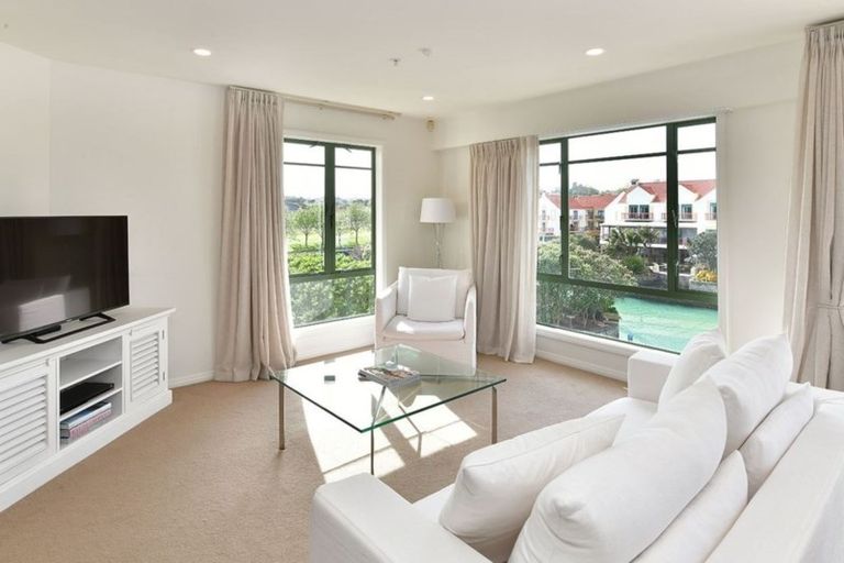 Photo of property in 15 Waterside Crescent, Gulf Harbour, Whangaparaoa, 0930