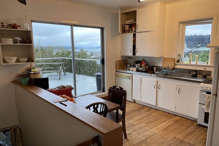 Photo of property in 53 Thompson Street, Mount Cook, Wellington, 6011