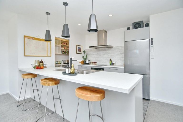 Photo of property in 10 Hamlett Drive, Woodend, 7610