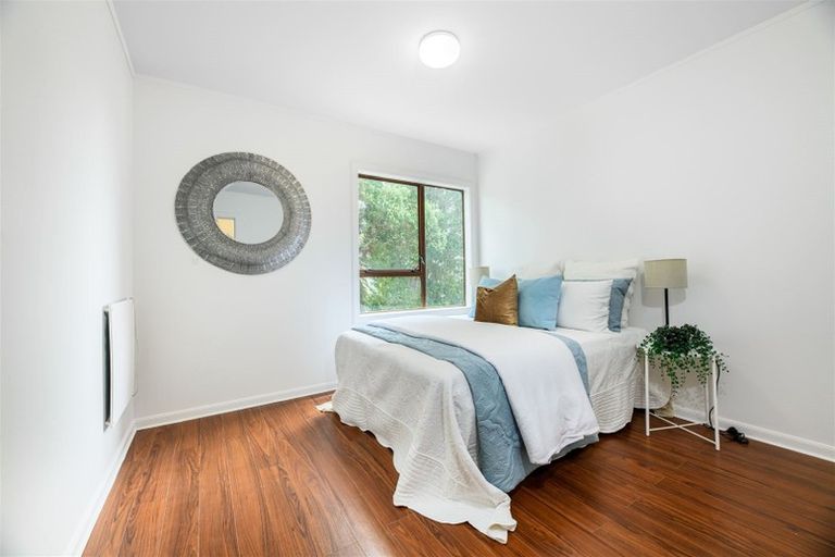 Photo of property in 1/13 Hollyhock Place, Browns Bay, Auckland, 0630