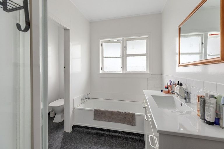 Photo of property in 18 Hepara Street, Hataitai, Wellington, 6021