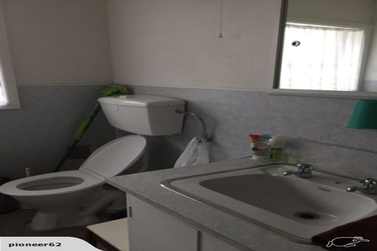 Photo of property in 27 Tuirau Place, Ilam, Christchurch, 8041