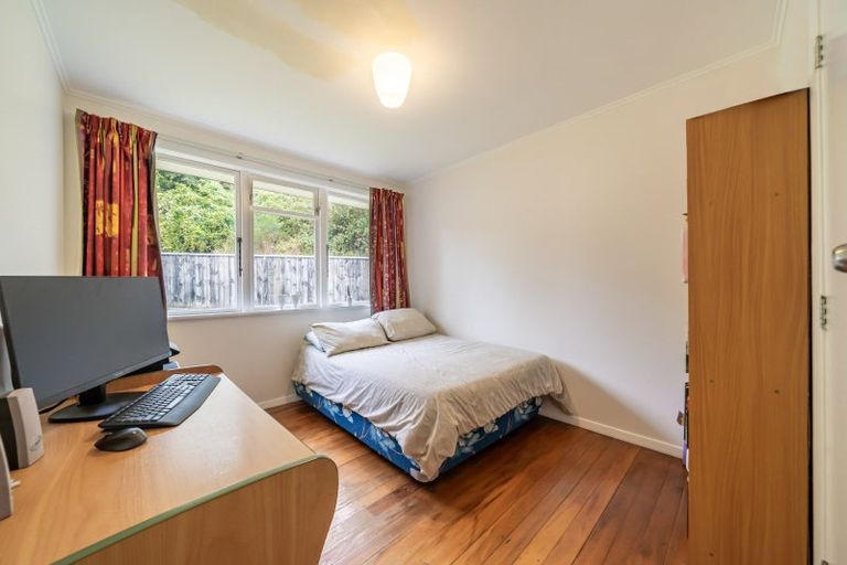 Photo of property in 69 Moeraki Road, Maoribank, Upper Hutt, 5018