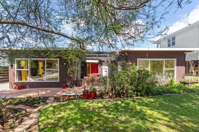Photo of property in 72 Glenvar Road, Torbay, Auckland, 0630