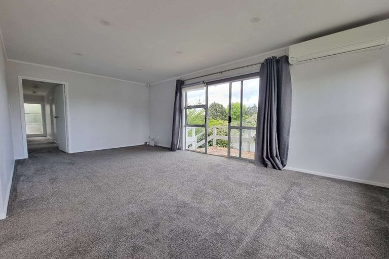 Photo of property in 5 Jarrah Place, Massey, Auckland, 0614