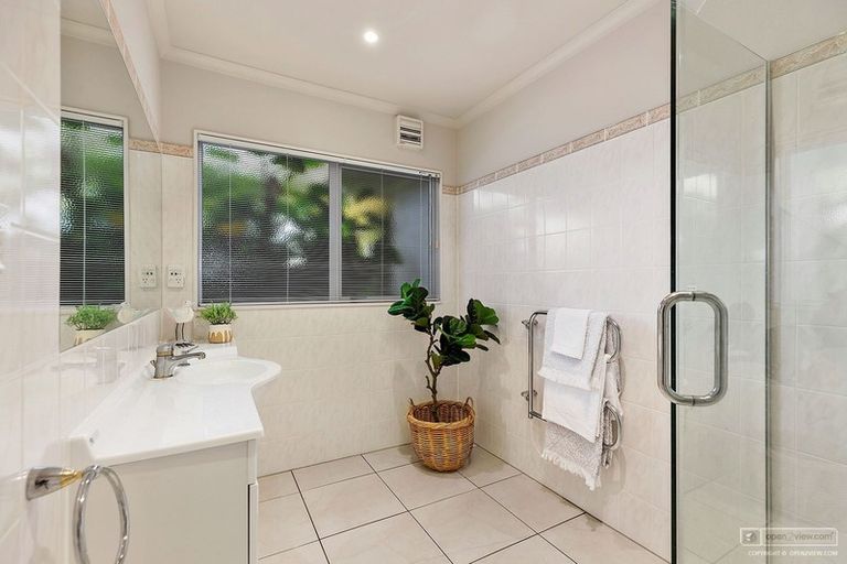 Photo of property in 19 Waverton Terrace, Churton Park, Wellington, 6037