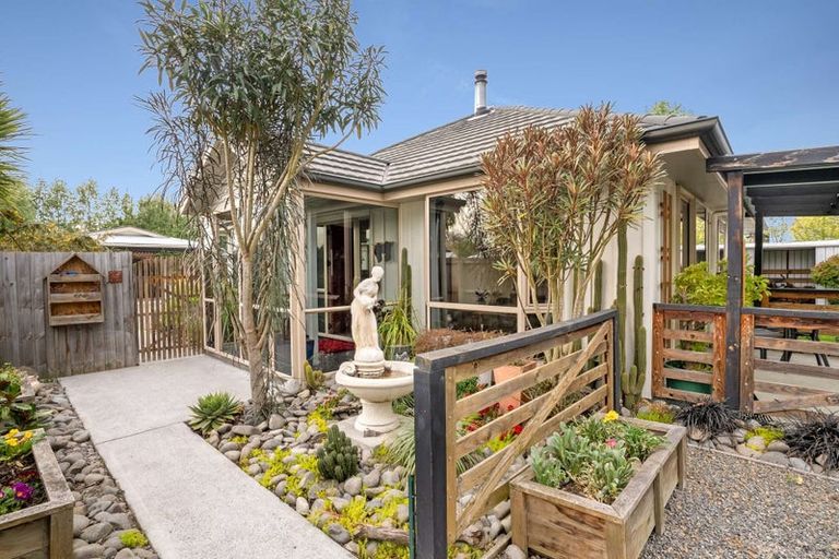 Photo of property in 4 Bluff Street, Coalgate, 7673