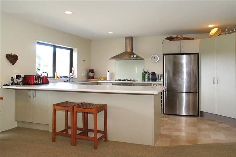 Photo of property in 52 Hawtrey Terrace, Churton Park, Wellington, 6037