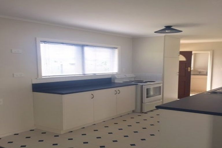 Photo of property in 2a Kauri Street, Taradale, Napier, 4112