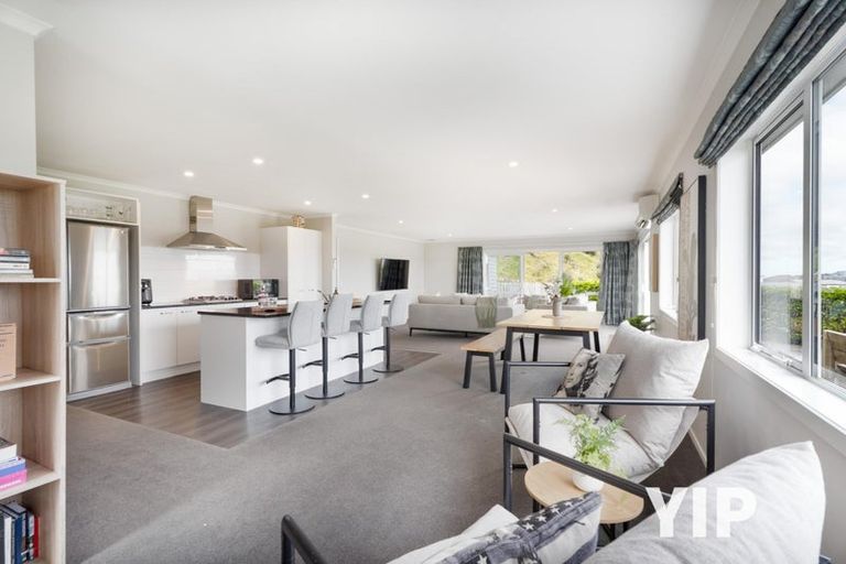 Photo of property in 50 Havana Rise, Grenada Village, Wellington, 6037