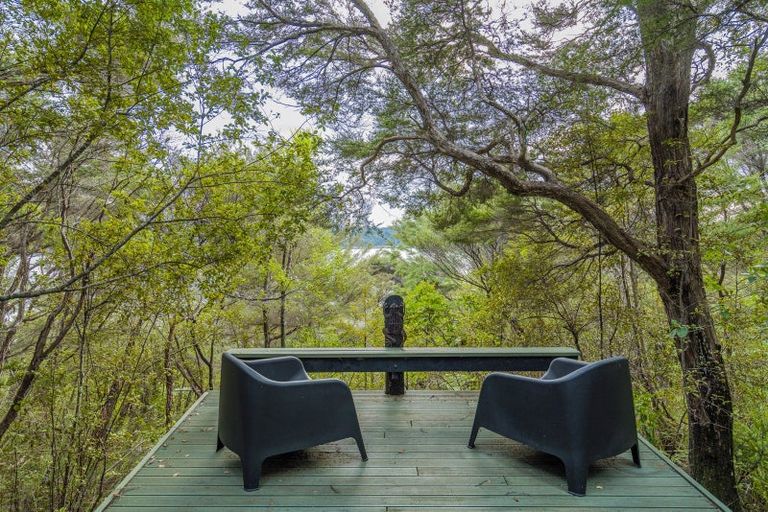Photo of property in 295 Kopaki Point, Cooks Beach, Whitianga, 3591