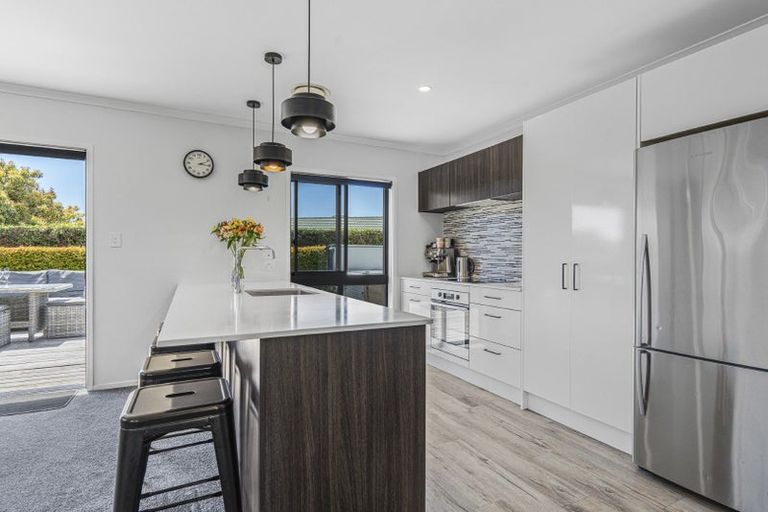 Photo of property in 6 Terli Way, Glen Avon, New Plymouth, 4312