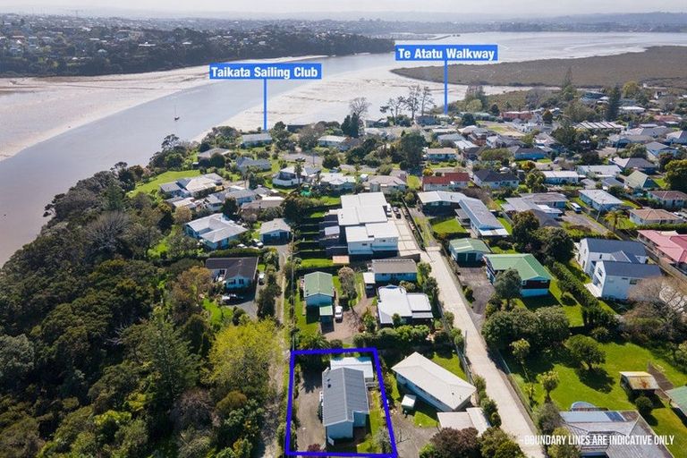 Photo of property in 23 Tawa Road, Te Atatu Peninsula, Auckland, 0610