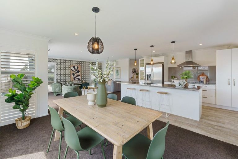 Photo of property in 45 Seagrass Place, Otaki Beach, Otaki, 5512