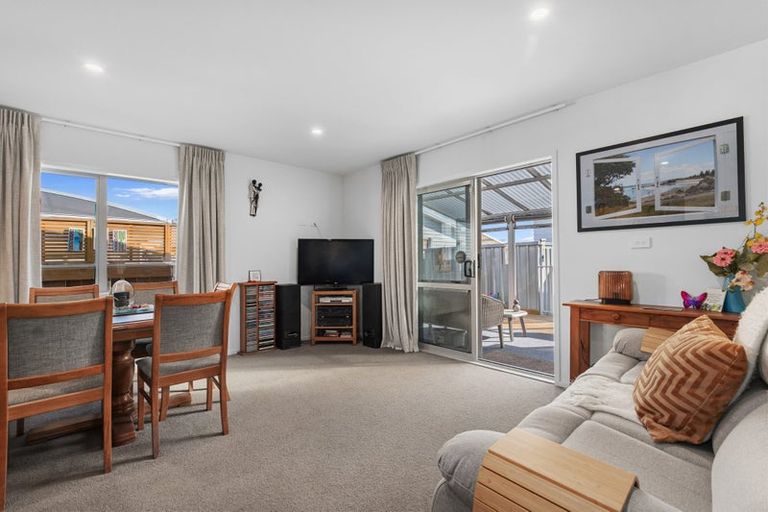 Photo of property in 304/11 Kamahi Crescent, Papamoa Beach, Papamoa, 3118