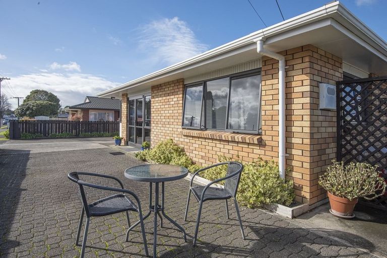 Photo of property in 1-2/8a Lilian Street, Te Kamo, Whangarei, 0112