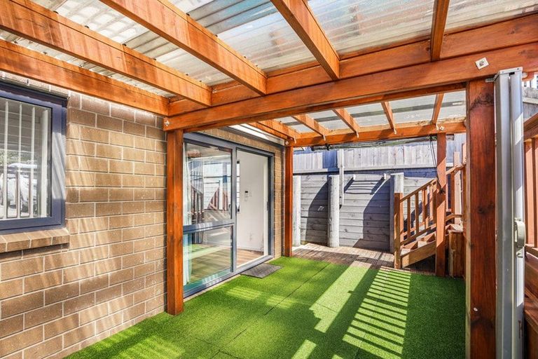 Photo of property in 80b Mili Way South, Ranui, Auckland, 0612