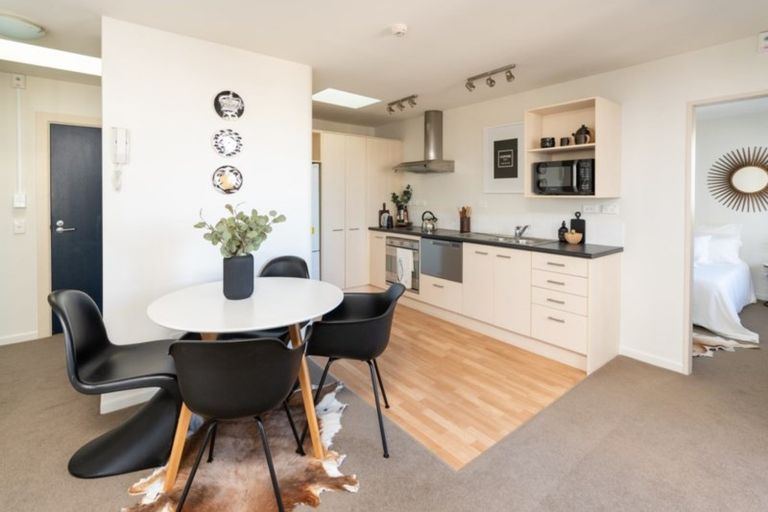 Photo of property in Westhaven Apartments, 22/127u Molesworth Street, Thorndon, Wellington, 6011
