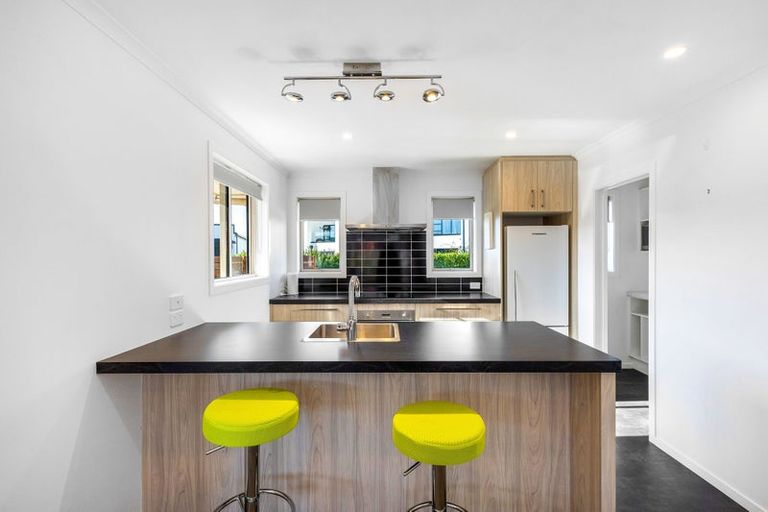 Photo of property in 1 Keating Street, Kaiapoi, 7630