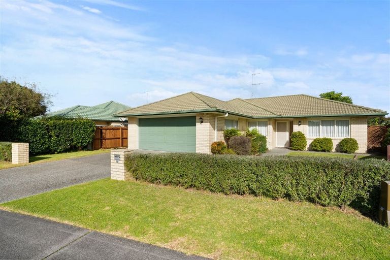 Photo of property in 79 Longford Park Drive, Takanini, 2112