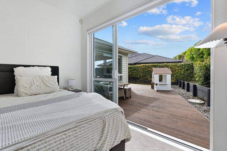 Photo of property in 3 Dida Park Drive, Kumeu, 0810