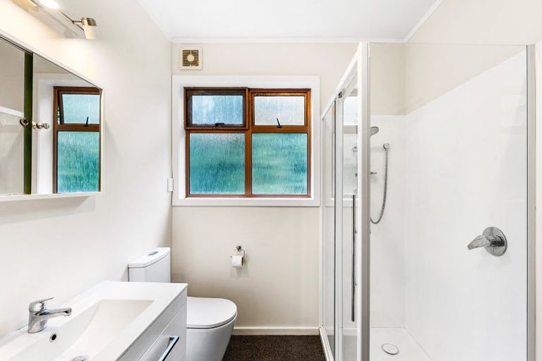 Photo of property in 65 Shakespeare Road, Bluff Hill, Napier, 4110