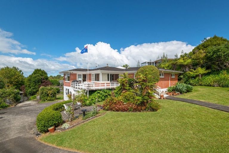 Photo of property in 29 High Road, Glenfield, Auckland, 0629