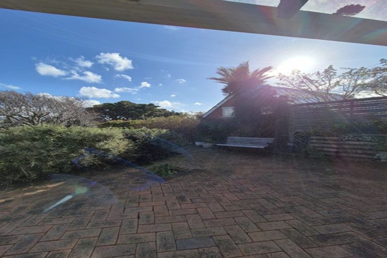 Photo of property in 34 Townsend Road, Miramar, Wellington, 6022