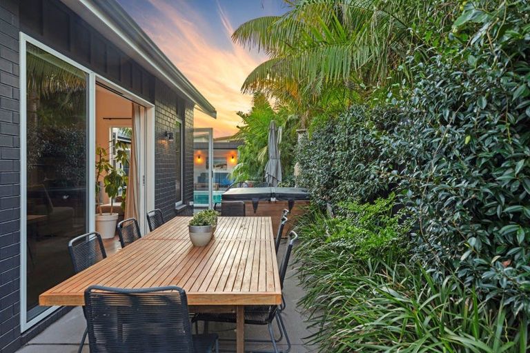 Photo of property in 20 Santa Cruz Drive, Papamoa Beach, Papamoa, 3118