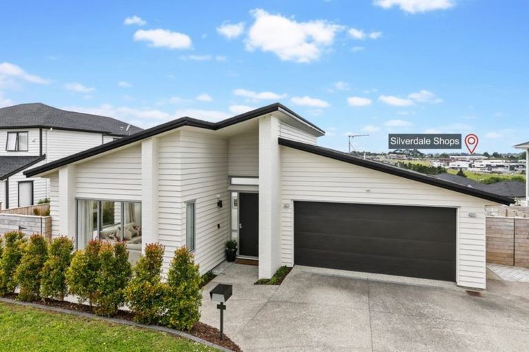 Photo of property in 25 Pioneer Rise, Silverdale, 0932