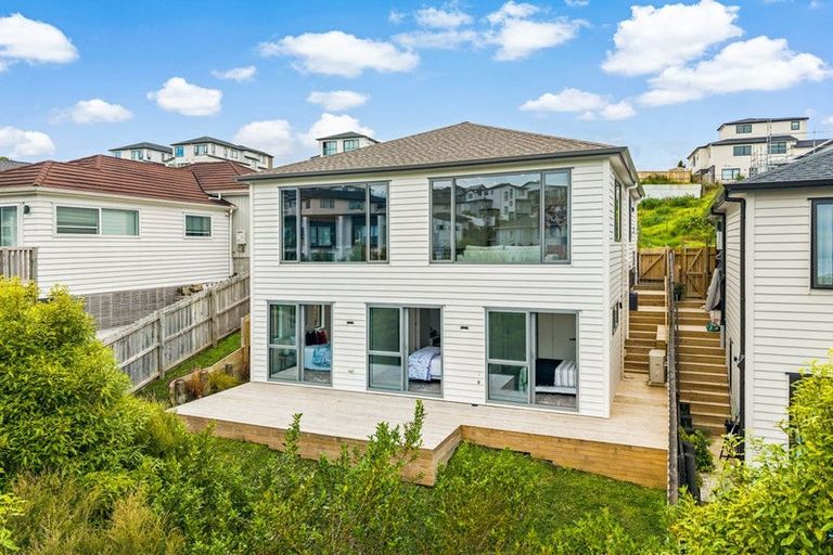Photo of property in 6 Baumea Rise, Massey, Auckland, 0614