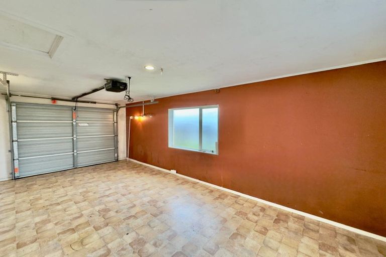 Photo of property in 84 Manuroa Road, Takanini, 2112