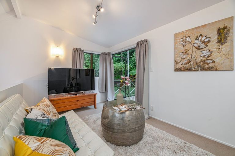 Photo of property in 576c South Titirangi Road, Titirangi, Auckland, 0604