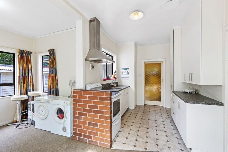 Photo of property in 6 Kyle Street, Riccarton, Christchurch, 8011