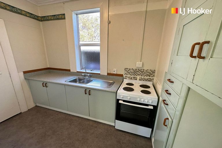 Photo of property in 35 Macandrew Road, Careys Bay, Port Chalmers, 9023