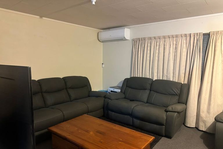 Photo of property in 2/41 Bureta Road, Otumoetai, Tauranga, 3110