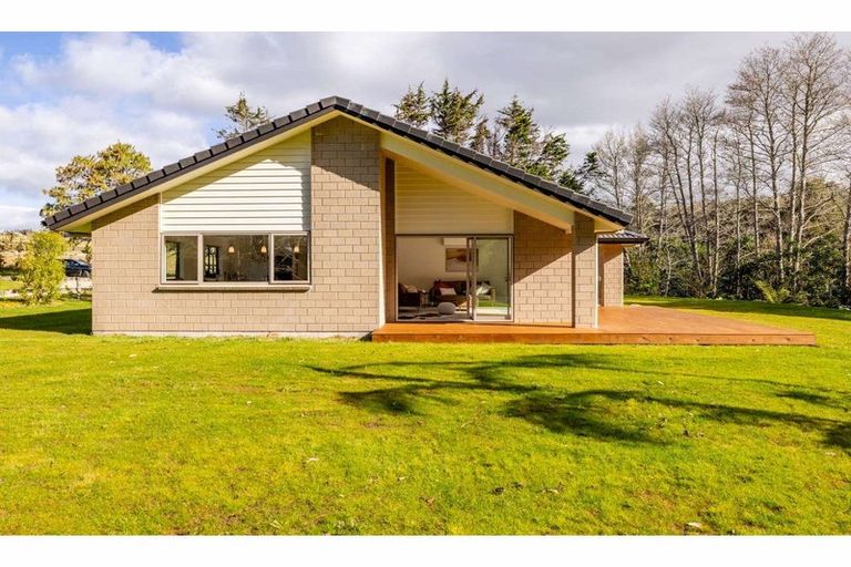 Photo of property in 9 Okura Drive, Kerikeri, 0230