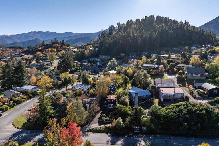Photo of property in 8 Chalet Crescent, Hanmer Springs, 7334