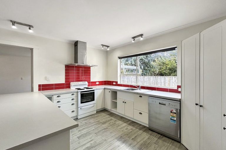 Photo of property in 19 Lombard Street, Palmerston North, 4410