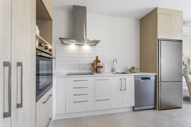 Photo of property in 66 Katikati Drive, Manurewa, 2102