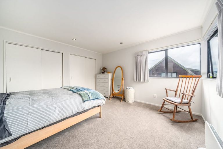 Photo of property in 8 Furlong Crescent, Churton Park, Wellington, 6037