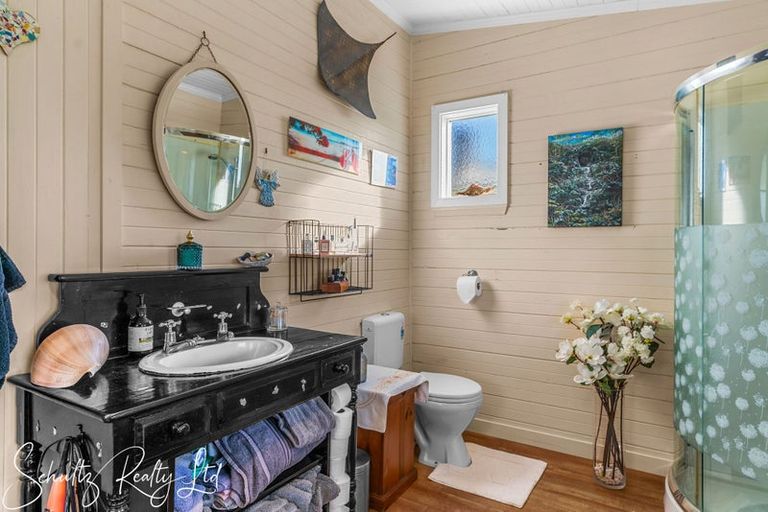 Photo of property in 1052 State Highway 12, Maungaturoto, 0583