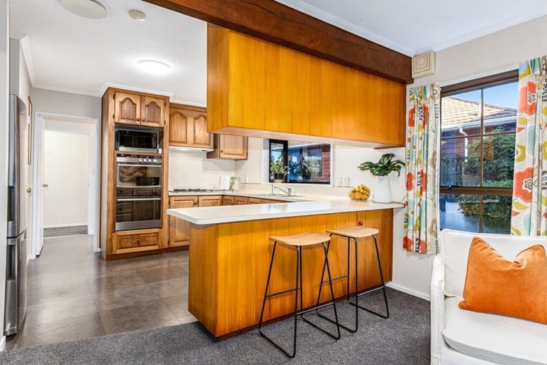 Photo of property in 31 Burbank Crescent, Churton Park, Wellington, 6037