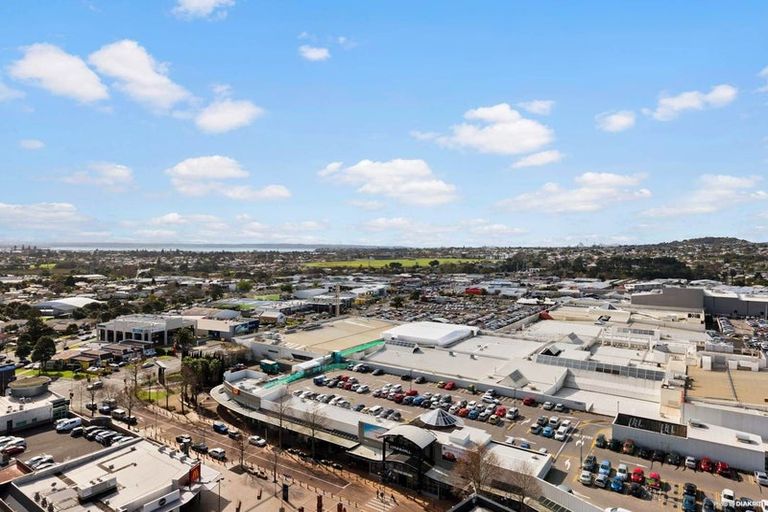 Photo of property in 1402/20 Mccrae Way, New Lynn, Auckland, 0600