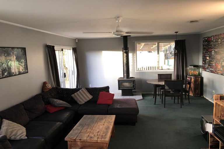 Photo of property in 10 Kellett Road, Ranui, Auckland, 0612