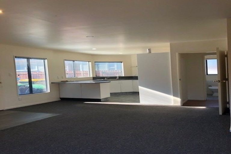 Photo of property in 2/112 Poulson Street, Addington, Christchurch, 8024