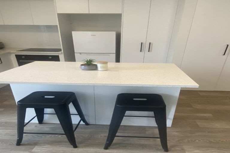 Photo of property in 2/36 Anne Mclean Drive, Bayview, Auckland, 0629