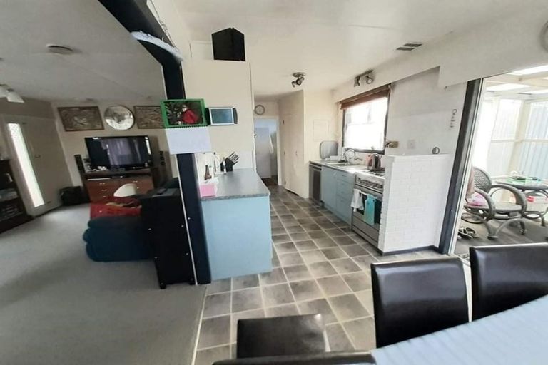 Photo of property in 7 Koromiko Avenue, Hawera, 4610