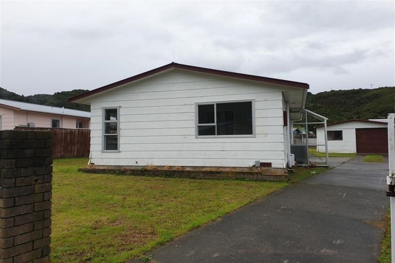 Photo of property in 102 Mohaka Street, Wainuiomata, Lower Hutt, 5014