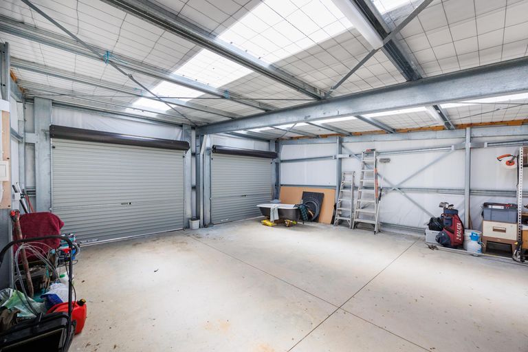 Photo of property in 567 Lethbridge Road, Halcombe, 4775